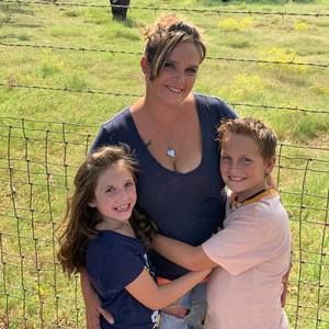 Meet your Posher, Tonya